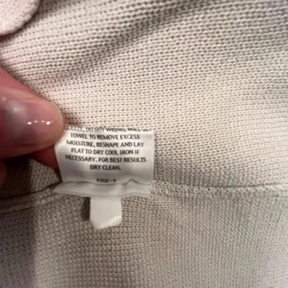 Eileen Fisher - Small - Picture 7 of 8